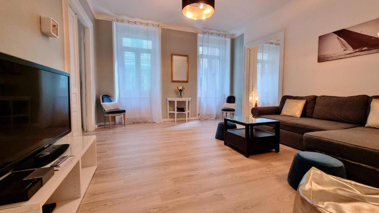 La Casa Dei Leoni Apartment ตรีเอสเต ภายนอก รูปภาพ